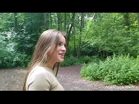 ❤️ Ik stelde Evelina foar dat wy op in iepenbier plak neuke! Se sei ja. Dan ik neukte har yn 'e kont en cum yn har mûle. Doe pikte se harsels. ❌ Kwaliteitsseks op fy.com-porn-mz.ru ️❤