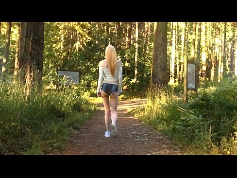 ❤️ Moaie frou beweecht stadich, net neaken video ❌ Kwaliteitsseks op fy.com-porn-mz.ru ️❤